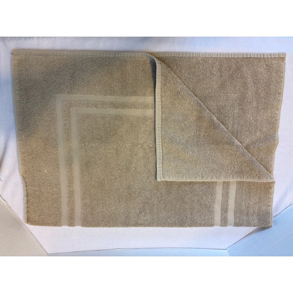Lauren Ralph Lauren hundred percent‎ cotton Tan hand towel